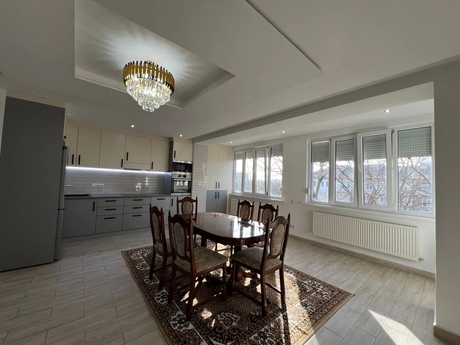 Apartament modern – 2 camere + living cu bucătărie, Orhei, str. Valeriu Cupcea 7.