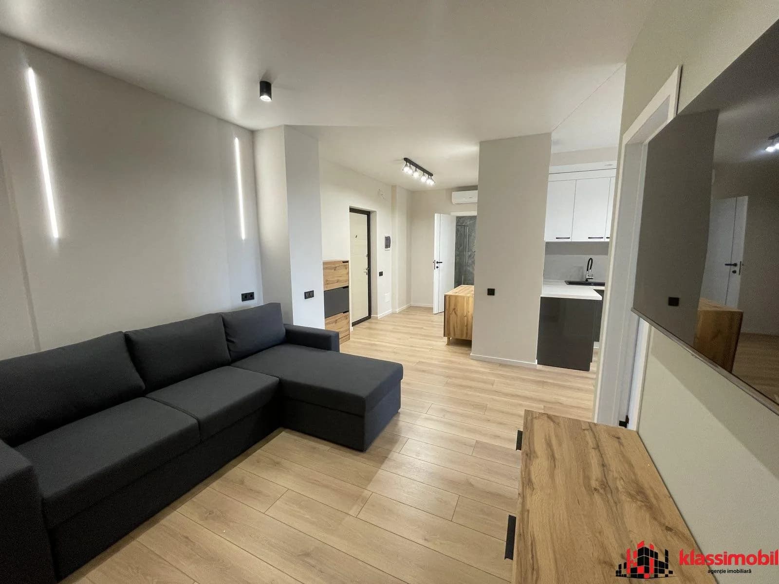 Orhei-Centru, str. Sălciilor 75 bloc nou, compania Sv Lux Grup.