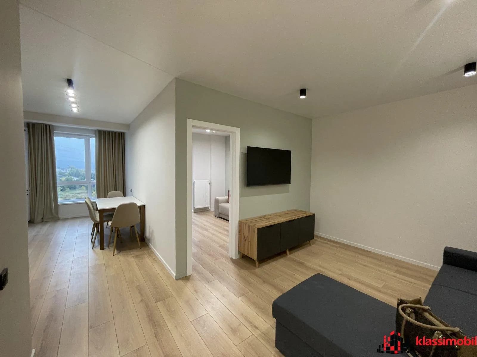 Orhei-Centru, str. Sălciilor 75 bloc nou, compania Sv Lux Grup.