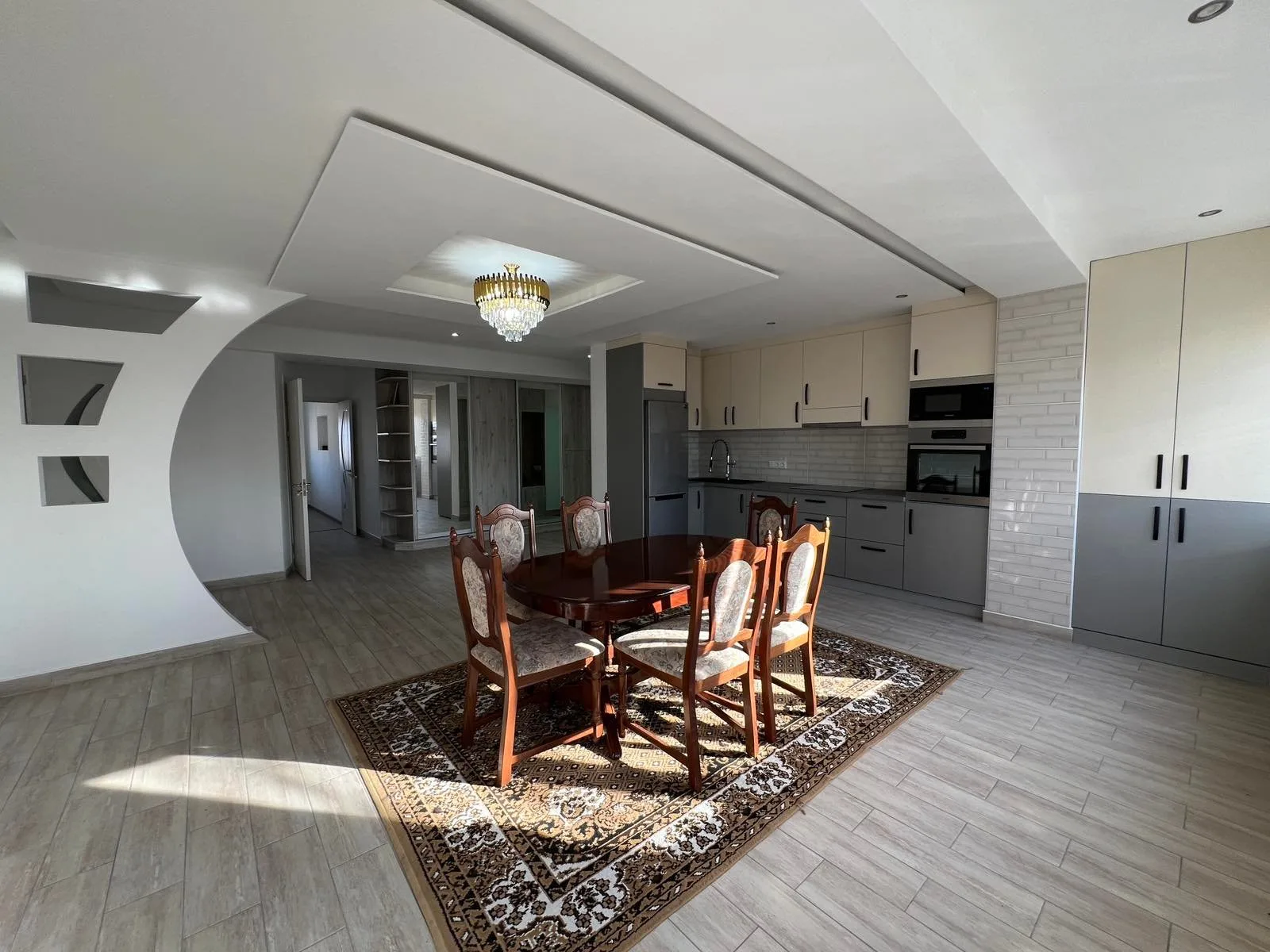 Apartament modern – 2 camere + living cu bucătărie, Orhei, str. Valeriu Cupcea 7. 4