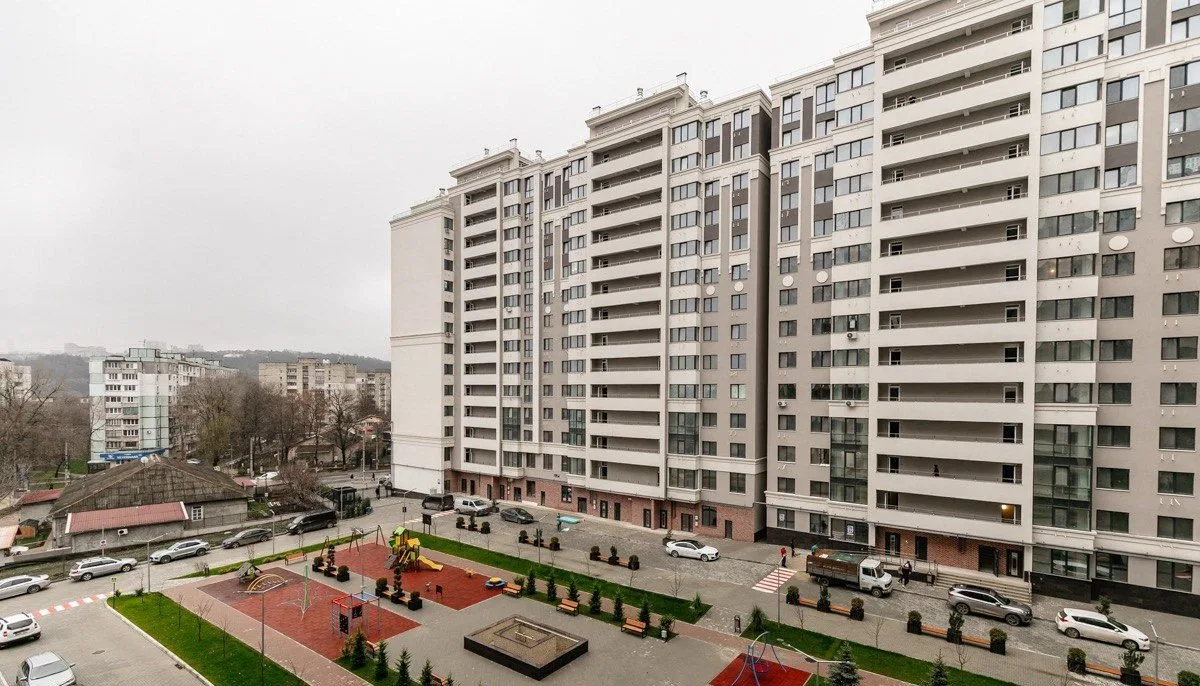 Apartament cu 3 camere, Buiucani, Chișinău 2