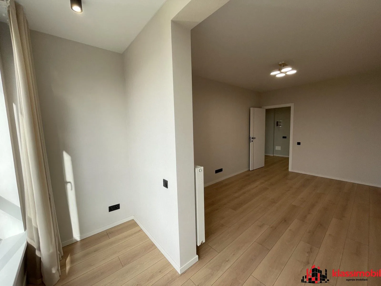 Orhei-Centru, str. Sălciilor 75, compania Sv Lux Grup. 4