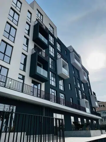 Bloc nou, suprafața 150,5 mp str.Nistreana.