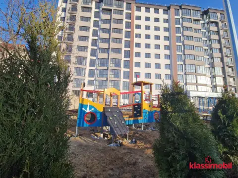 Apartament 77 m², Orhei, str.1 Mai