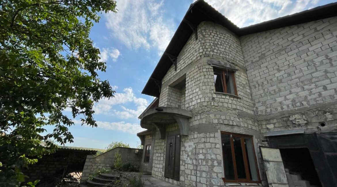 Orhei, str.Baladelor 56.