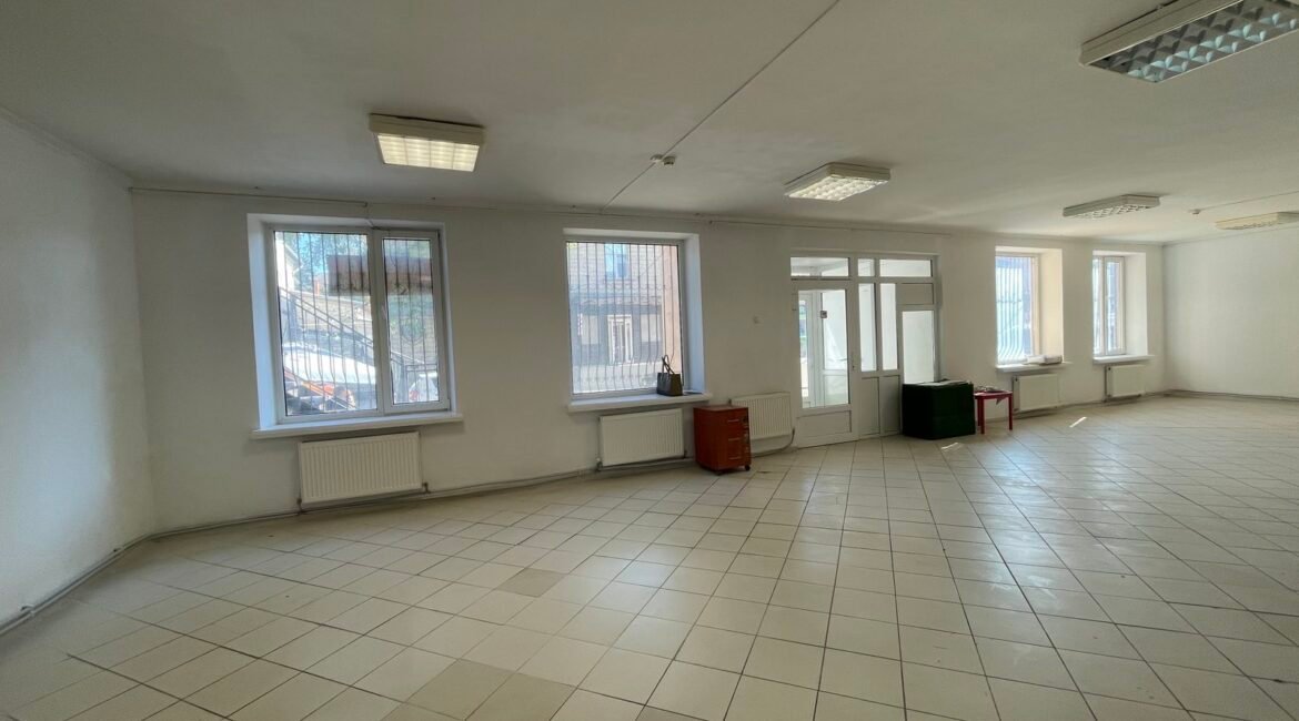 Orhei-Centru, str. Scrisului Latin, 15/a