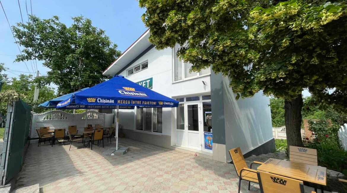 Construcție comercială în un nivel cu mansardă,satul Lucășeuca, Orhei.