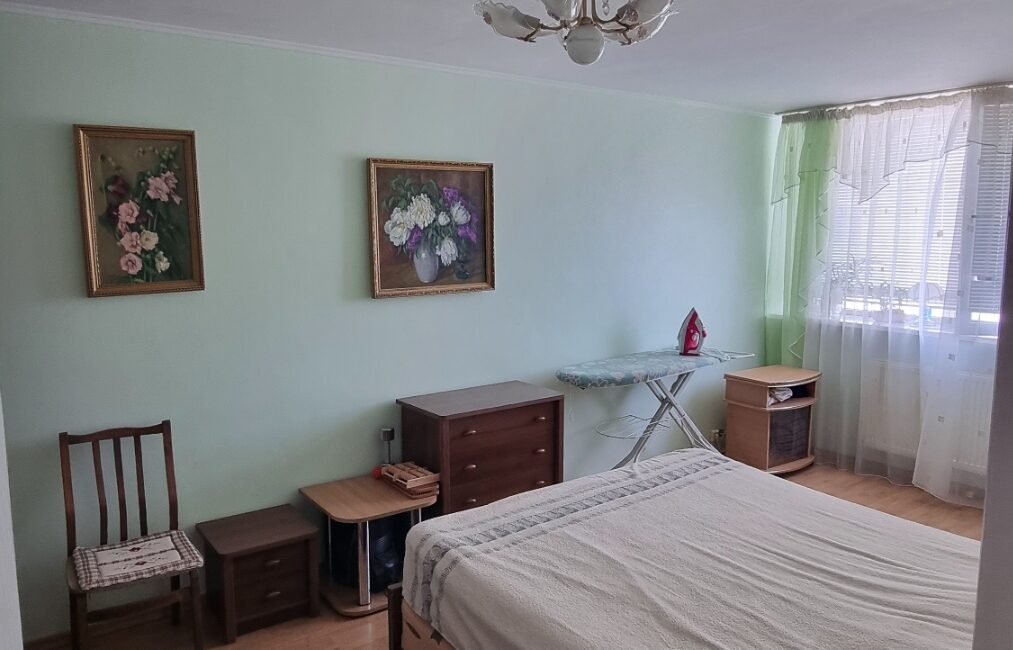 Chișinău, sect. Botanica, bd. Decebal 23