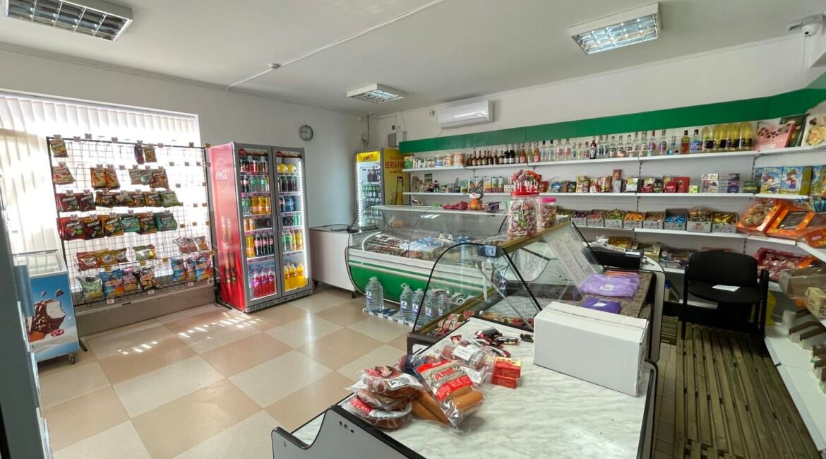 Construcție comercială în un nivel cu mansardă,satul Lucășeuca, Orhei.