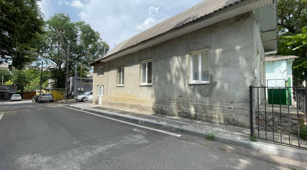 Orhei – Centru, str.Vasile Mahu 89.