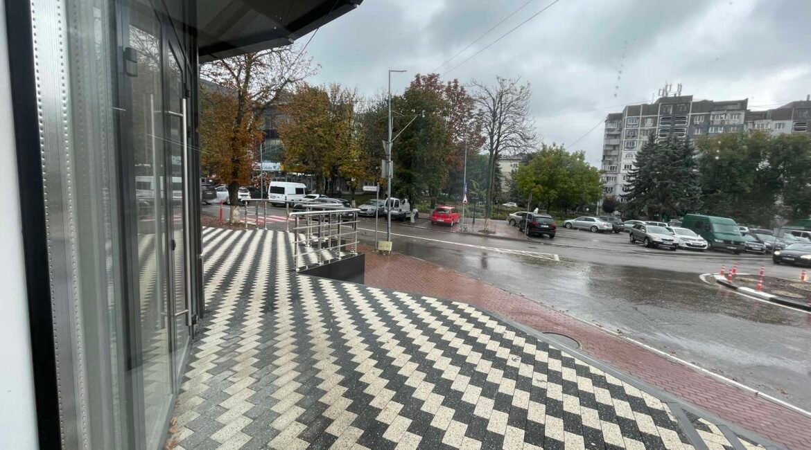 Orhei-Centru, str.M.Eminescu 10