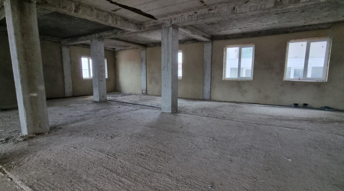 Arendă 2 etaje de spatiu comercial, Orhei – centru str.M.Eminescu 10.