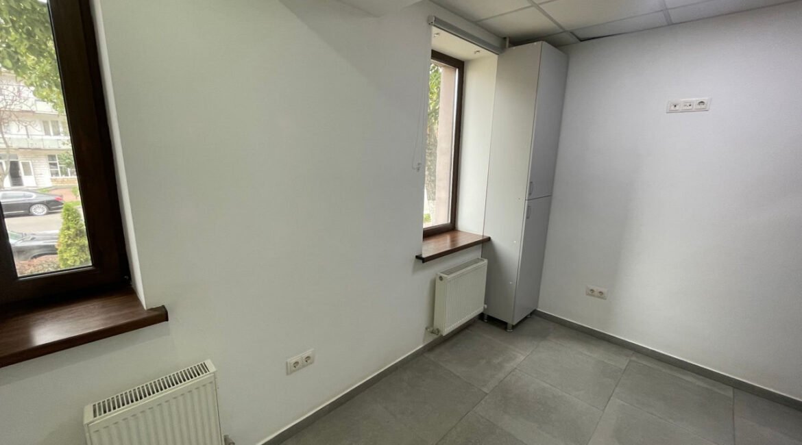 Orhei-Centru, str.Vasile Lupu 18.