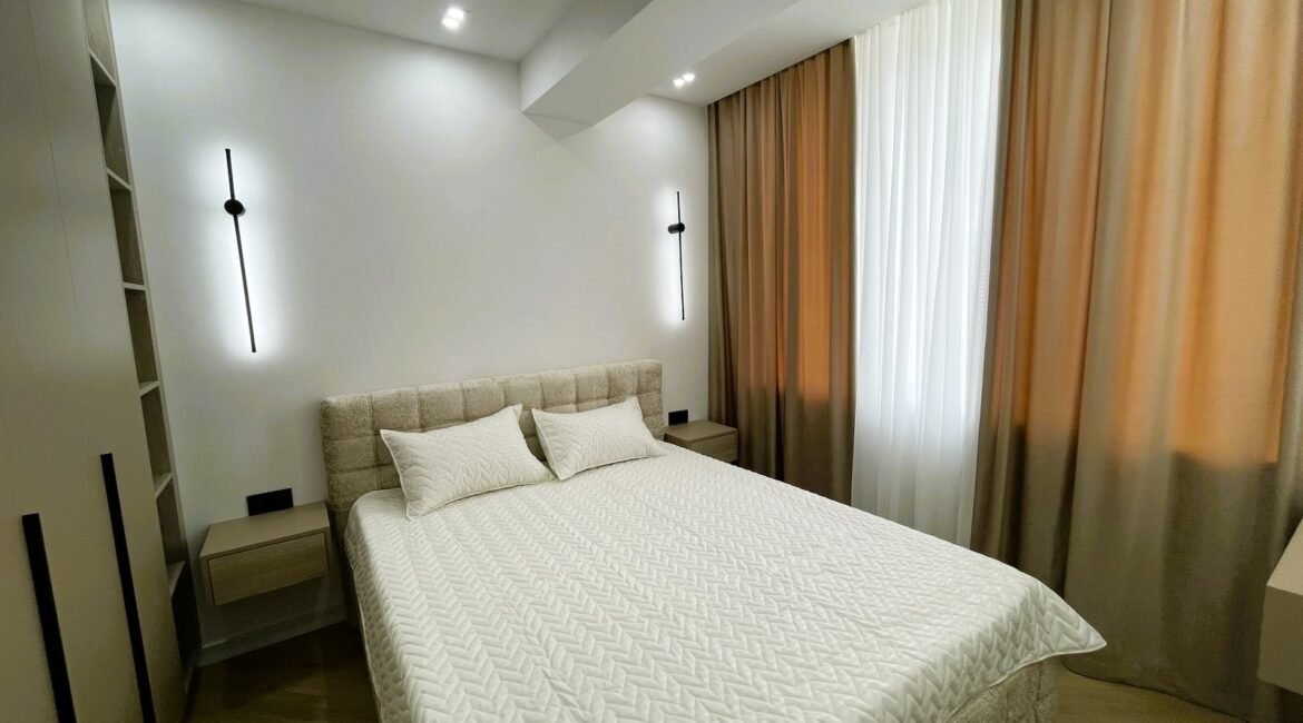 Orhei, str. Negruzzi 91, compania Dansicons.