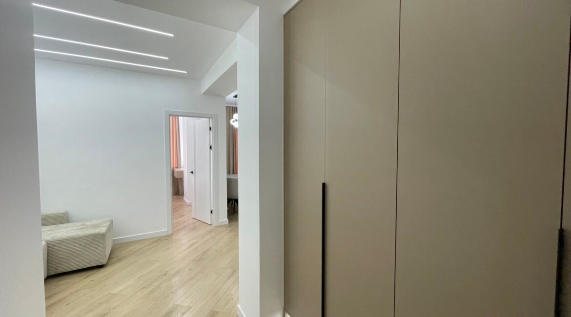 Orhei, str. Negruzzi 91, compania Dansicons.