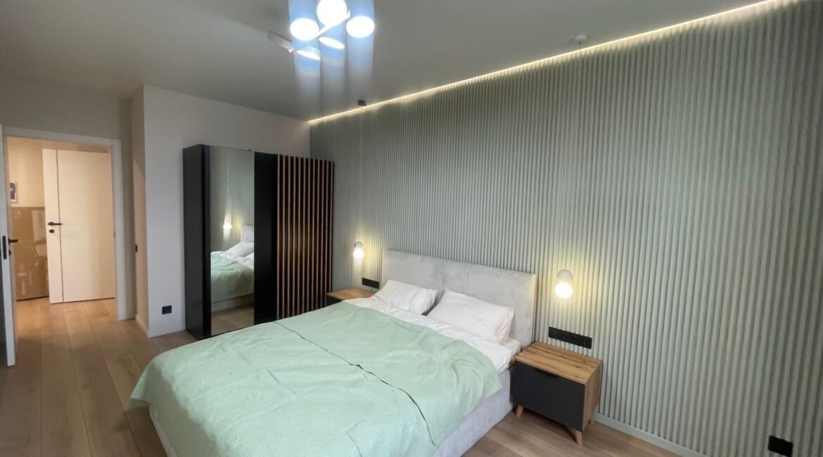 Orhei-Centru, str. Sălciilor 75 bloc nou, compania Sv Lux Grup.