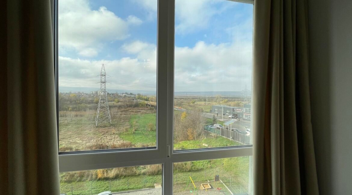 Orhei-Centru, str. Sălciilor 75 bloc nou, compania Sv Lux Grup.