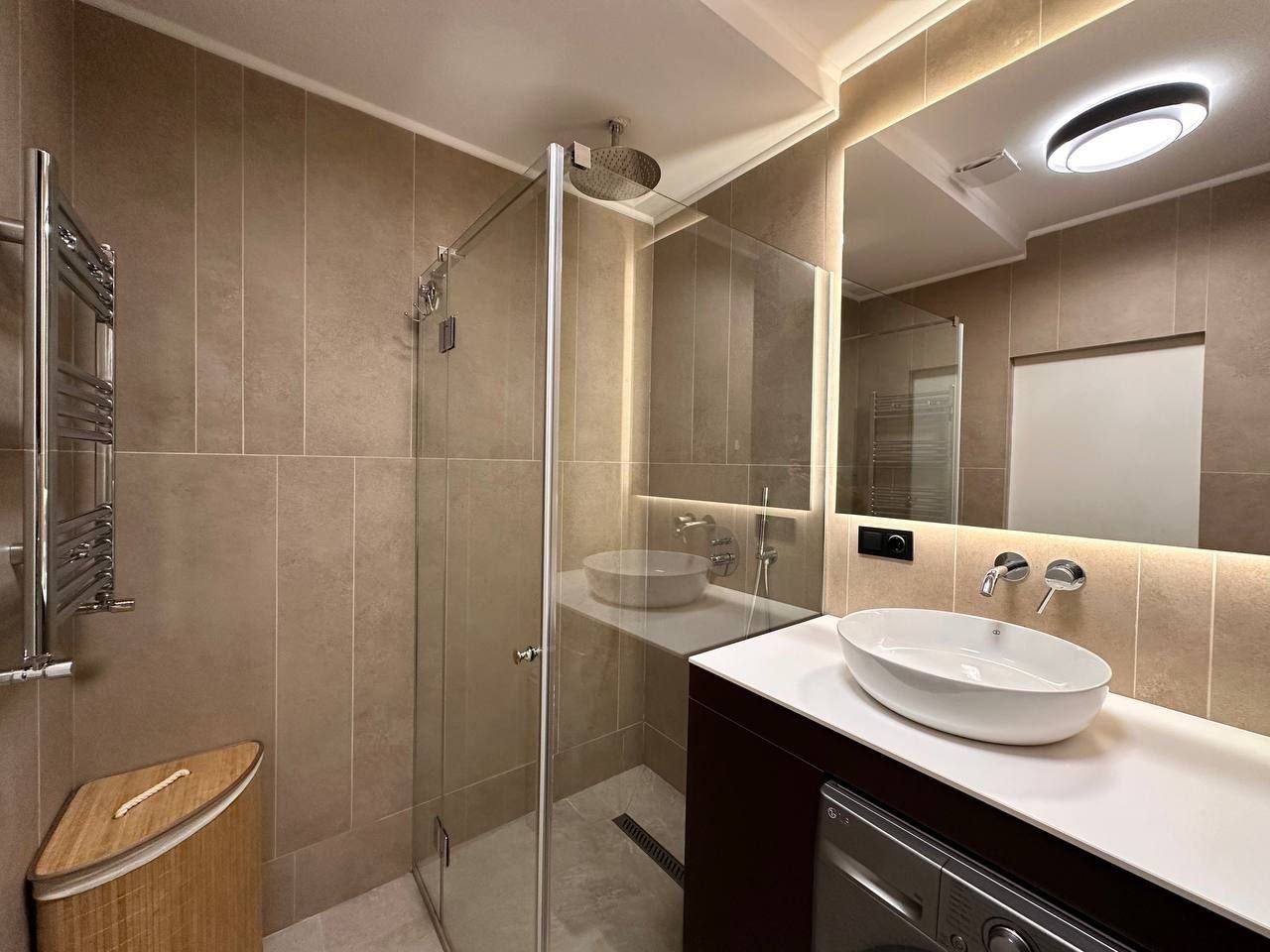 29a7bc12d2aa46f87c5424ce94f9aafe