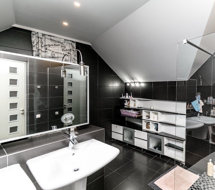 2be106d80b9eee6dd402397f1340b372