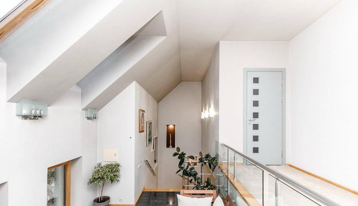 b1dd5acd2e9e9e4e8b7291a3348db8a2